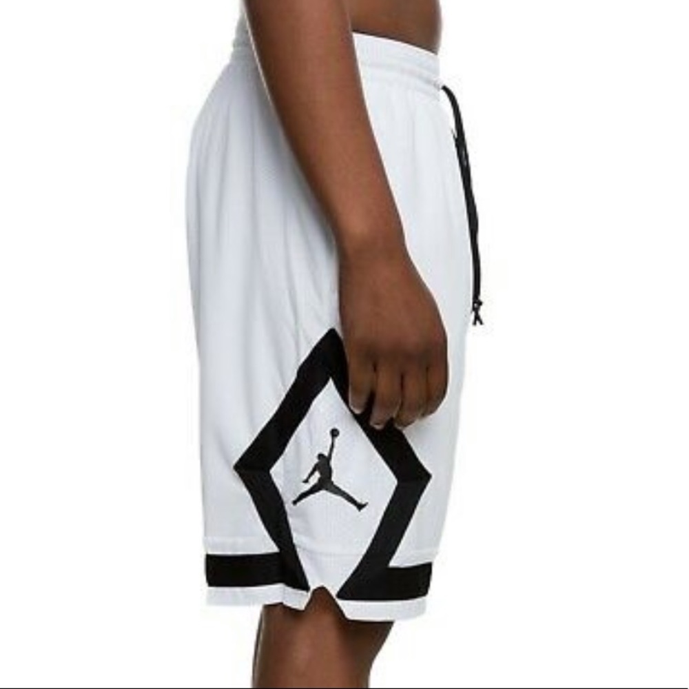 Air Jordan Men’s Shorts - Picture 3 of 15